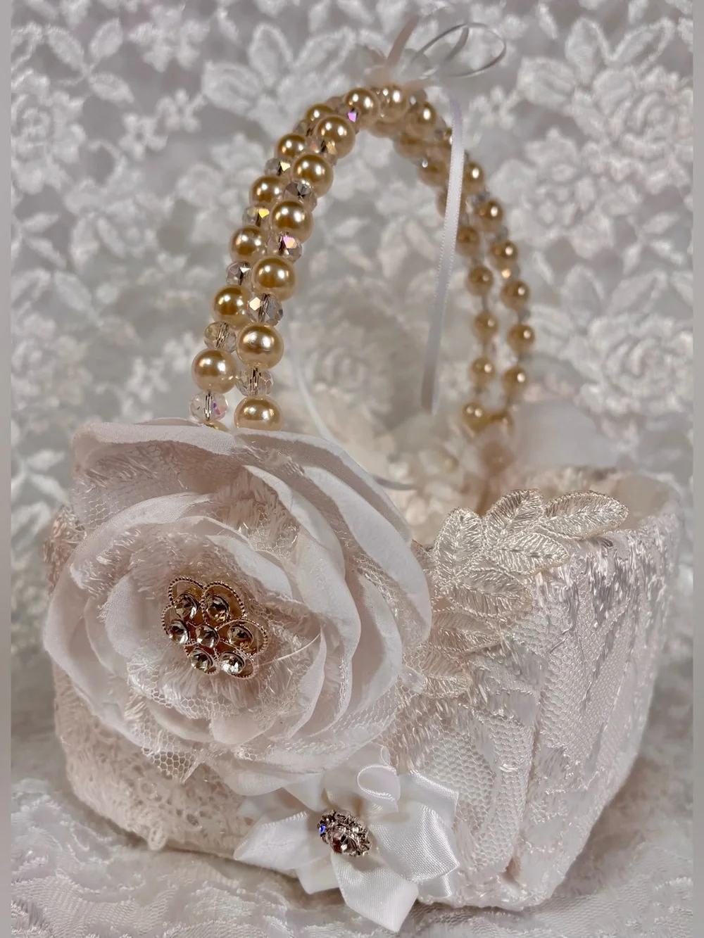🤍 Handmade Solid White Lace Ring Pillow and Flower Basket Set